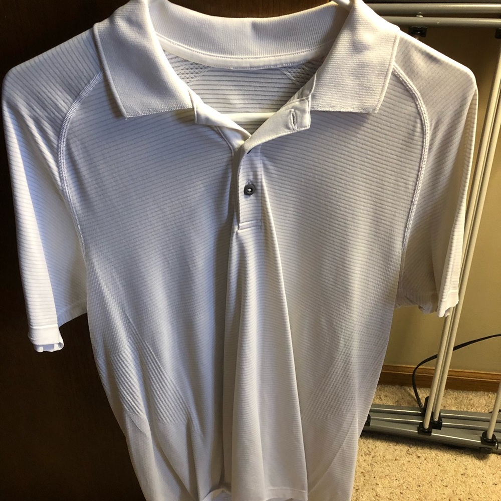 Men’s M Lululemon Polo